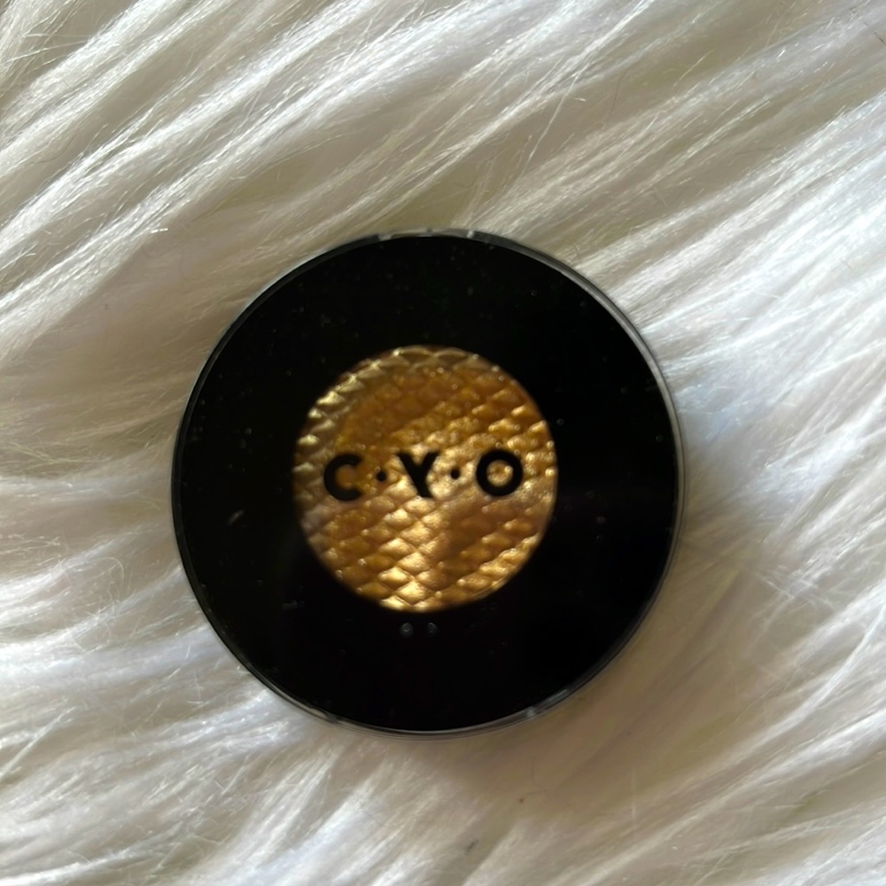 PICK 5 FOR $20 CYO Metallic Eyeshadow - College Crush